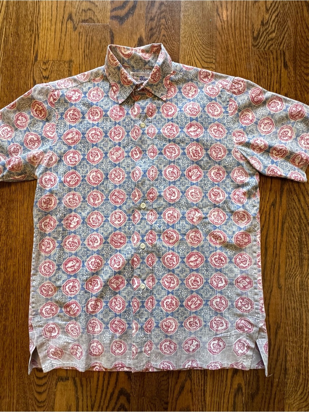 Vintage Reyn Spooner 80d Red & Blue Geometric Medallion Short-Sleeve Shirt
